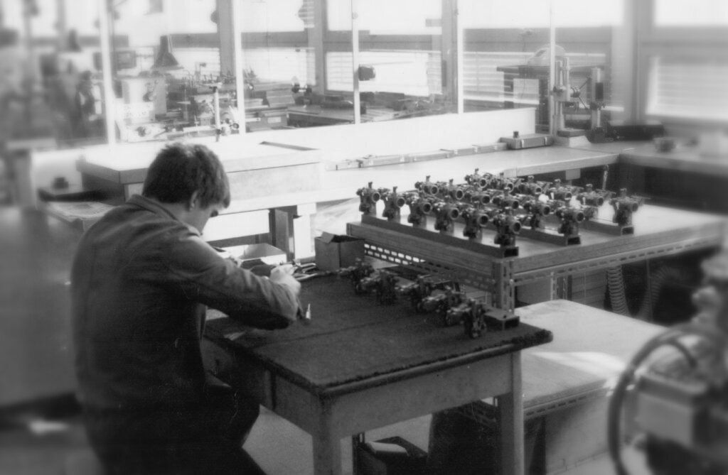 Atelier de mécanique de précision Louis Wiedmann, fondé en 1970 à Saint-Blaise, Neuchâtel